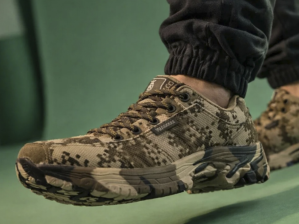 Купить камуфляжные кроссовки для мужчин